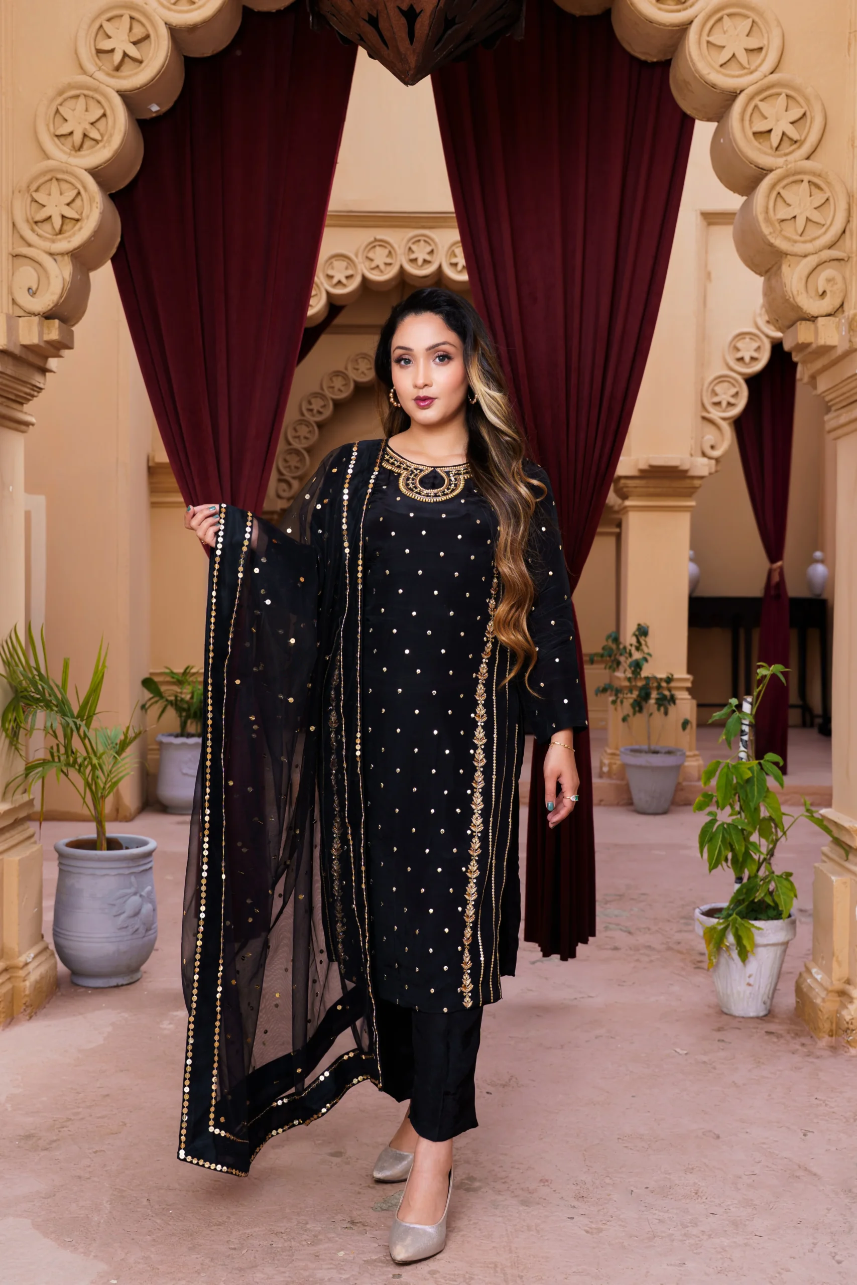Noire Luxe – Luxury Black Embroidered
