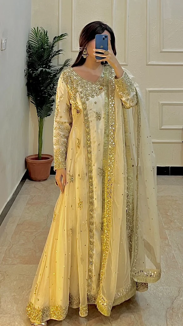 Ivory Grace – Luxury Hand-Embroidered